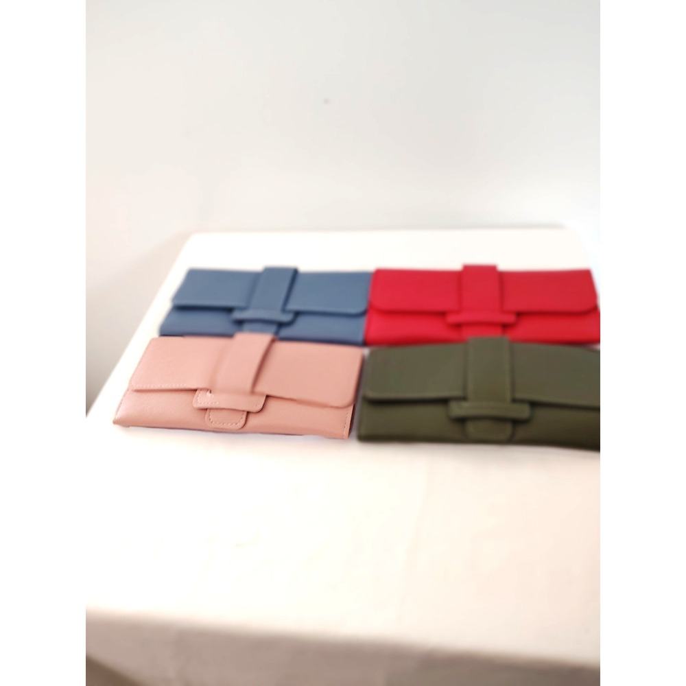 Set of 4 Women's Wallets Zip Coin Pocket Bill Holder Card Slots Multi Color NWOT